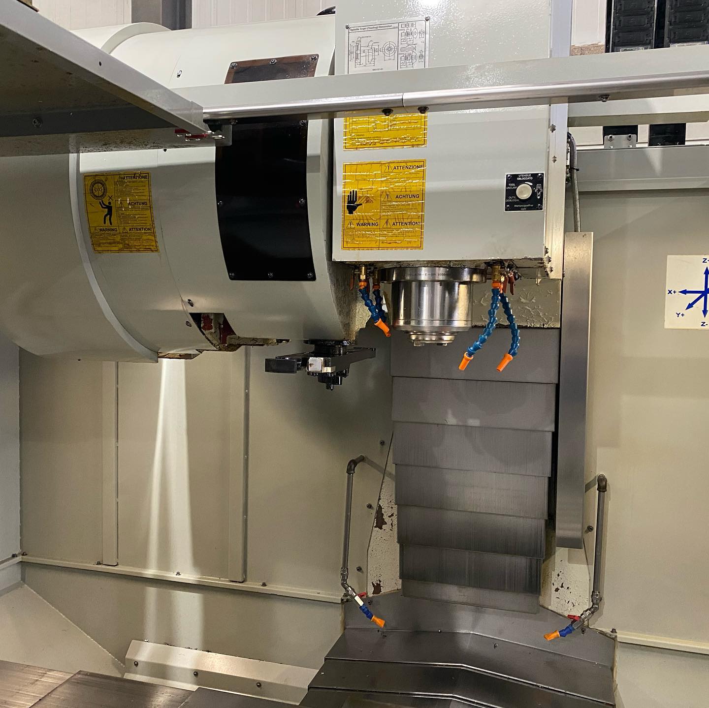 Dugard ECO 1000 VMC with Siemens 828D Control and Sinamics drives