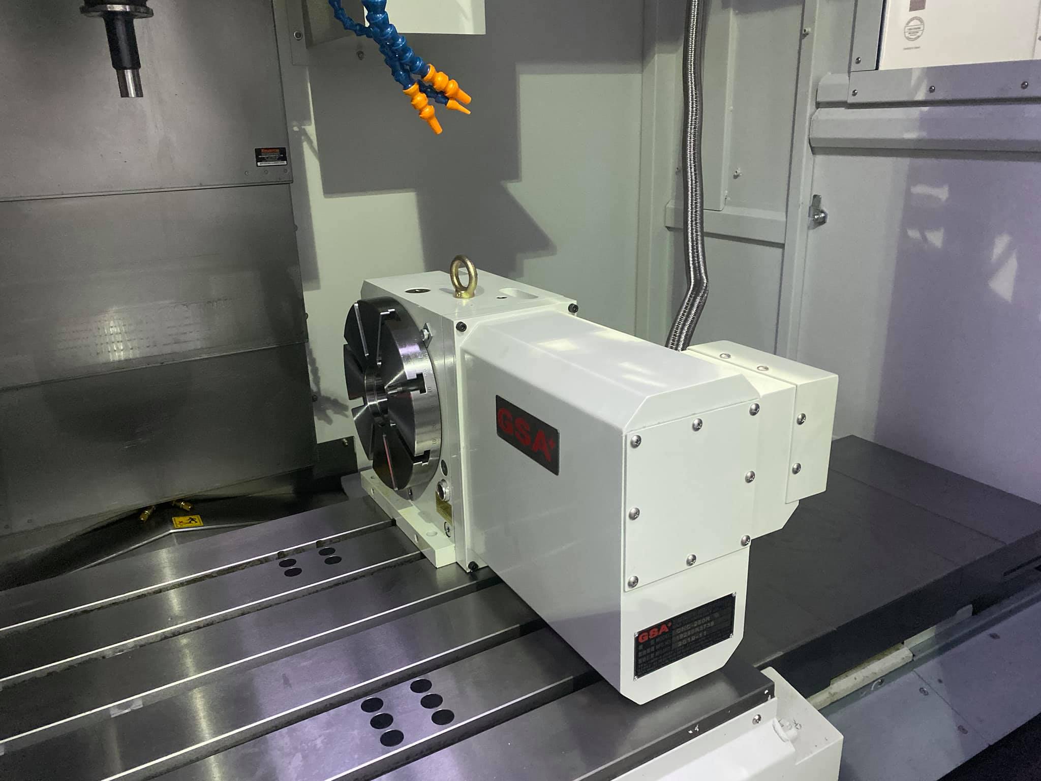 Mach 1062 VMC with Siemens 828D Control